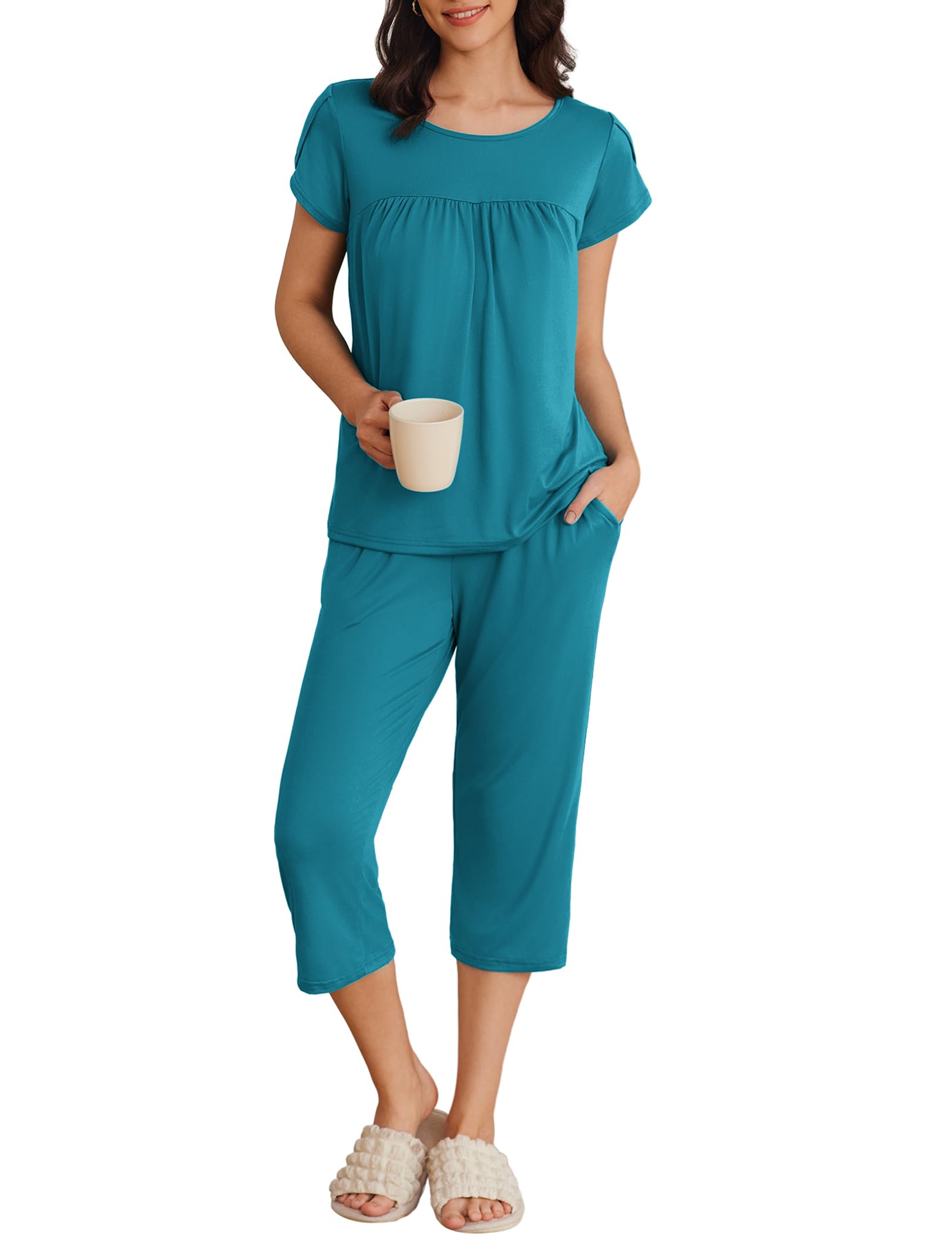 Ekouaer Womens Pajama Set Short Sleeve Sleepwear Pleated Floral Pjs Set Capri Pants Lounge Sets with Pockets S-XXL