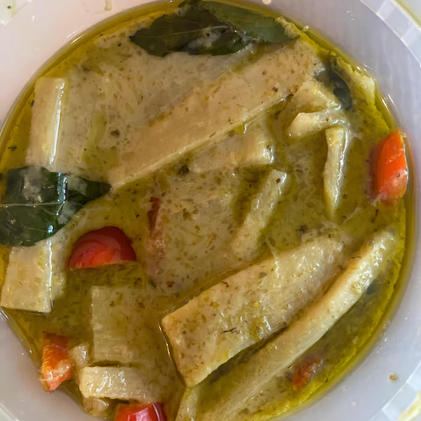 VEGAN Green Tofu Curry