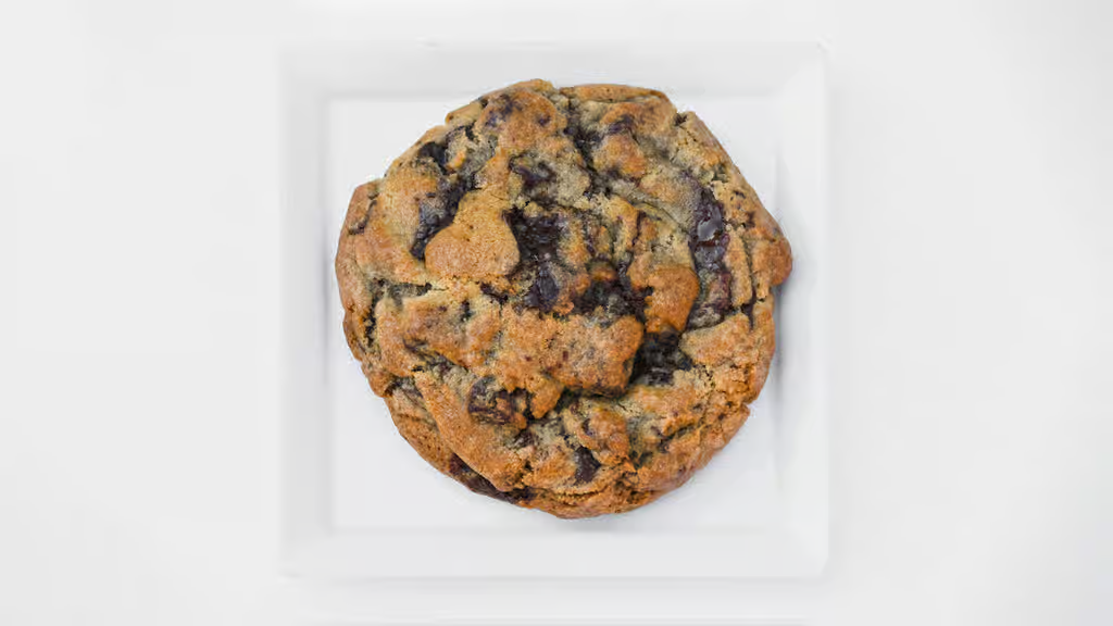Beverly Hills Chocolate Chunk Cookie
