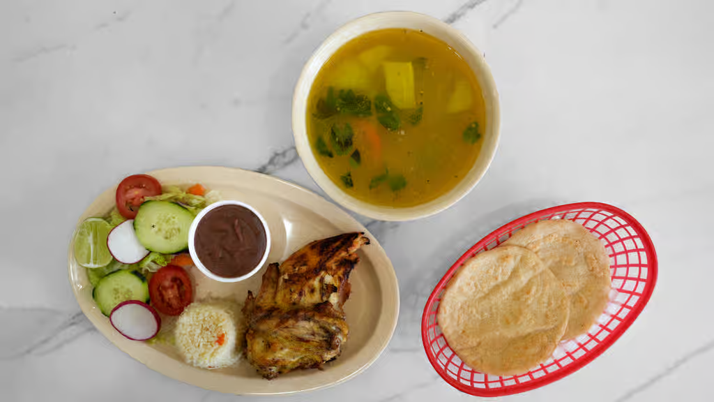 Sopa de Gallina India / Indian Chicken Soup