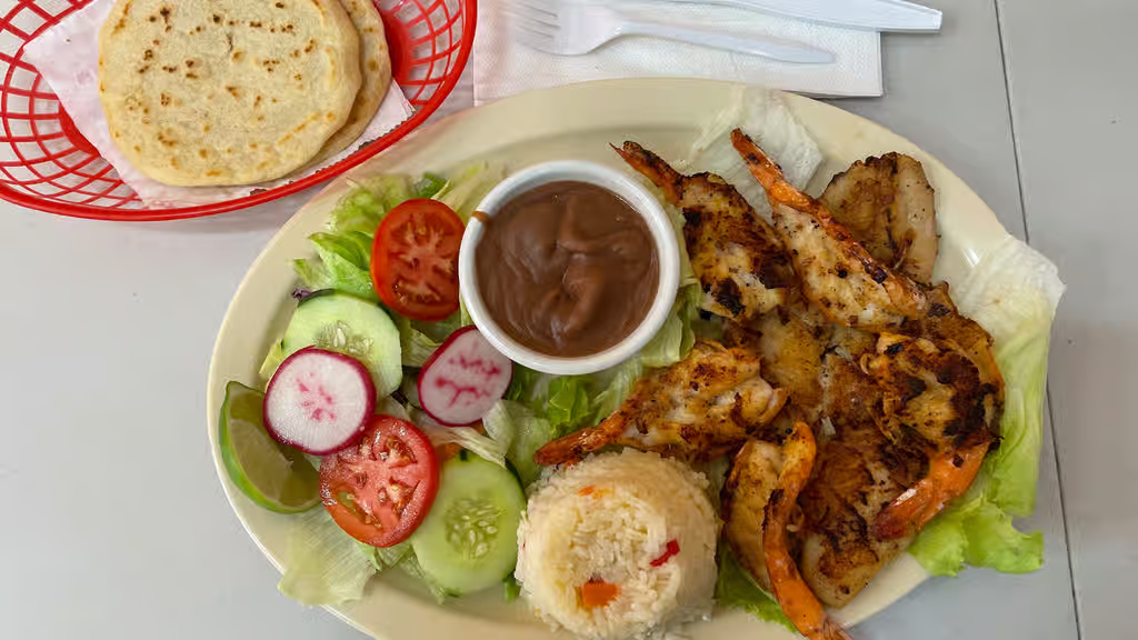 Camarones a La Plancha / Grilled Shrimp