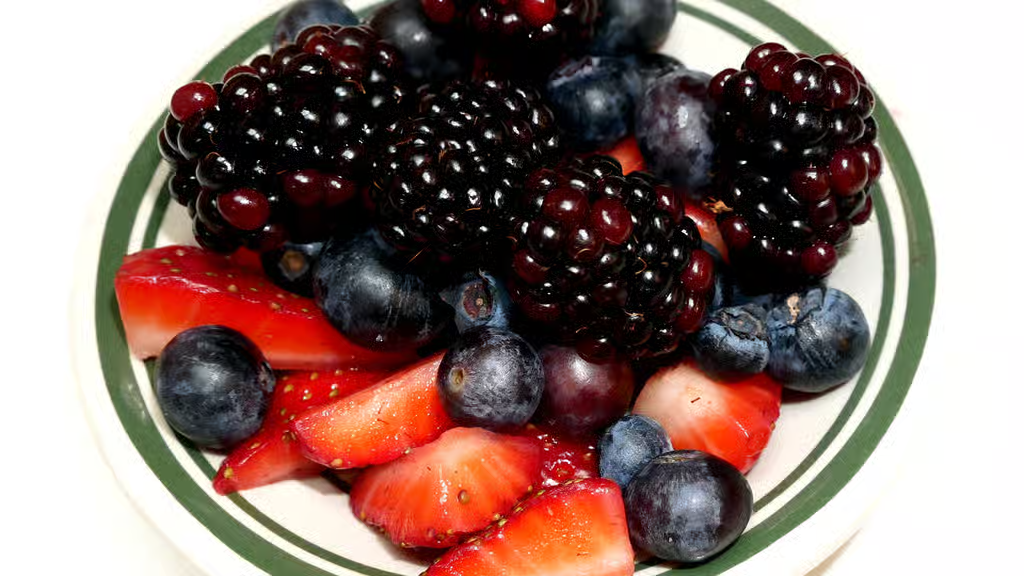 market berries